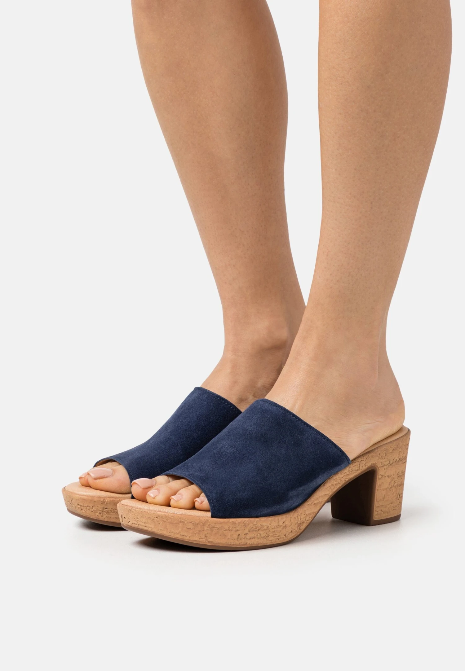 Gabor Muiltjes Met Hak - Marine 3 Gabor Muiltjes Met Hak - Marine