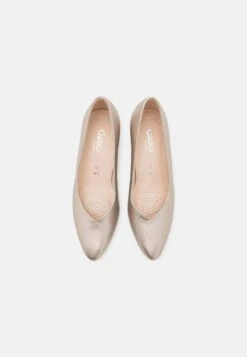 Gabor Comfort Klassieke Pumps - Puder 17 Gabor Comfort Klassieke Pumps - Puder -Gabor Winkel 25e66f7b401c46329237b0c7568fecca