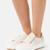Gabor Comfort Sneakers Laag - Ivory/Muschel
