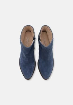 Gabor Comfort Korte Laarzen - Jeans 13 Gabor Comfort Korte Laarzen - Jeans -Gabor Winkel 8fe84127acb448fc8c5857460a4cb8a6