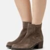 Gabor Comfort Korte Laarzen - Light Brown 1 Gabor Comfort Korte Laarzen - Light Brown -Gabor Winkel b985729d63824fbdbe89a2e5f2def950