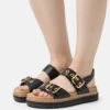 Gabor Comfort Sandalen Met Plateauzool - Schwarz/Gold 2 Gabor Comfort Sandalen Met Plateauzool - Schwarz/Gold -Gabor Winkel bf8356c3894e4ac88513c90e28f22467