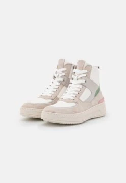 Gabor Sneakers Hoog - Neve/Menta|Perforiertes Obermaterial 10 Gabor Sneakers Hoog - Neve/Menta|Perforiertes Obermaterial -Gabor Winkel cbb177589f2d4dfd9a6344d5de54f750