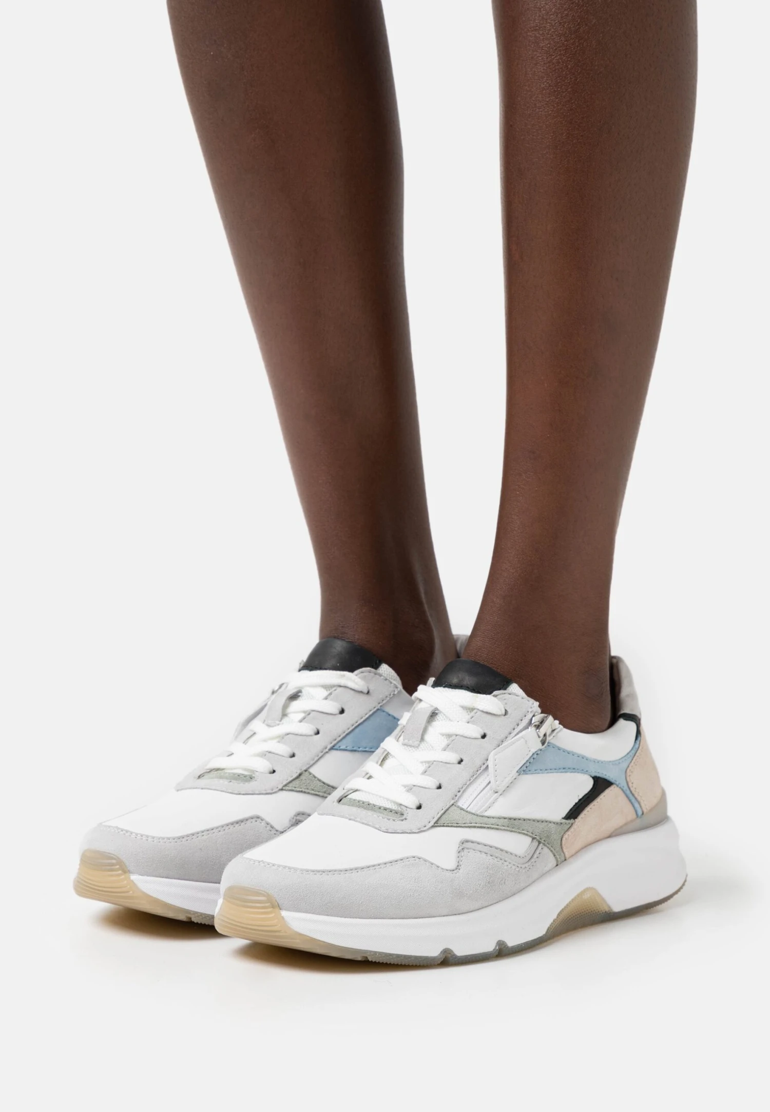 Gabor Comfort Sneakers Laag - Weiß/Light Grey/Pino 3 Gabor Comfort Sneakers Laag - Weiß/Light Grey/Pino