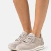 Gabor Comfort Wide Fit - Sneakers Laag - Puder -Gabor Winkel d8f1fc9cebc54887b39bd309c273f030