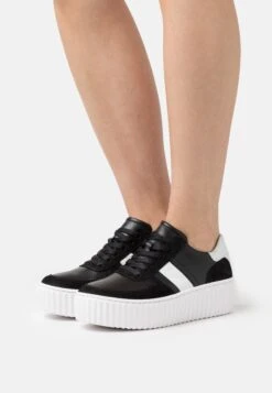 Gabor Sneakers Laag - Schwarz/Weiß/Ice